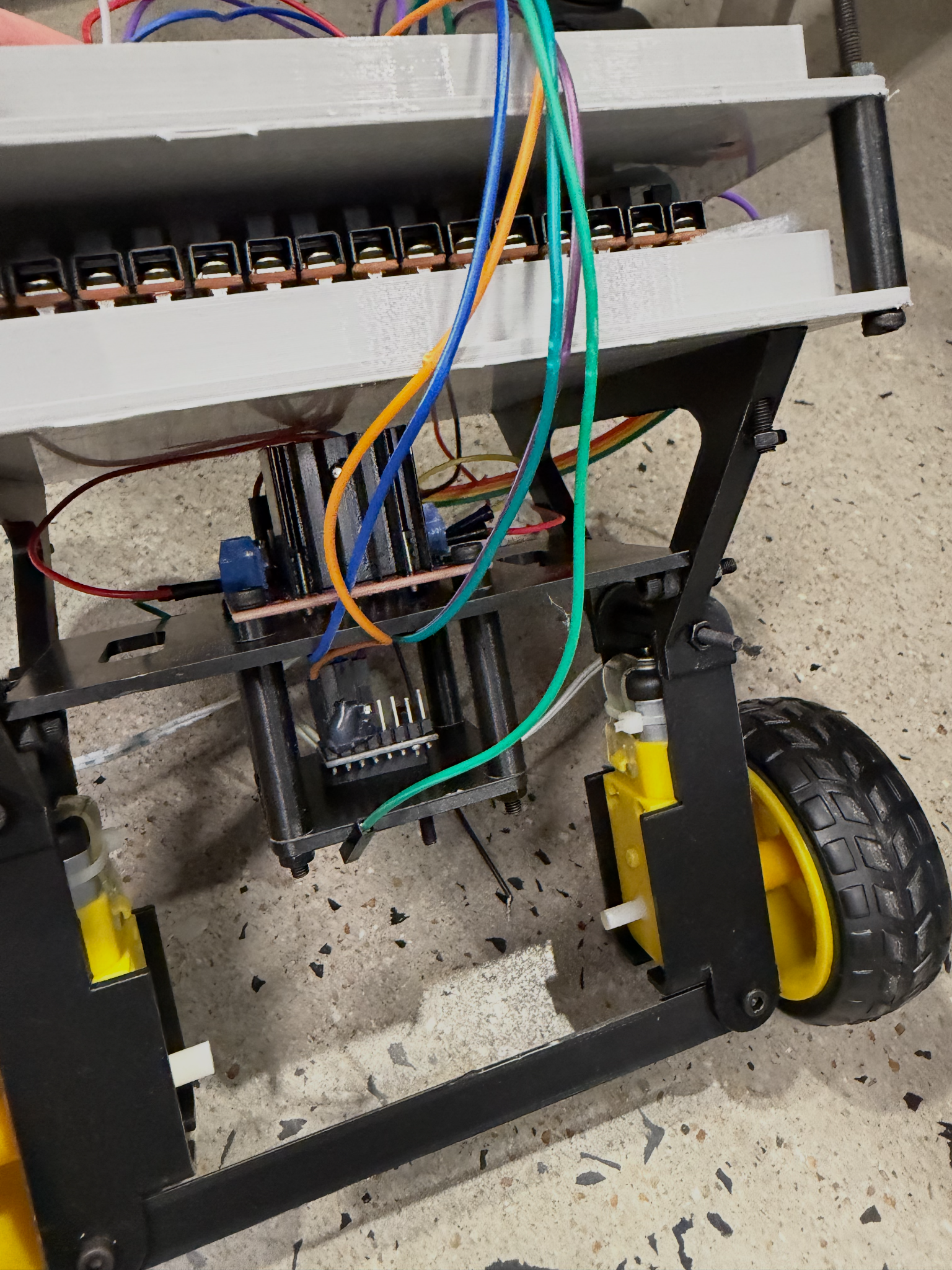 Motor driver, IMU, and wiring mounted on the chassis